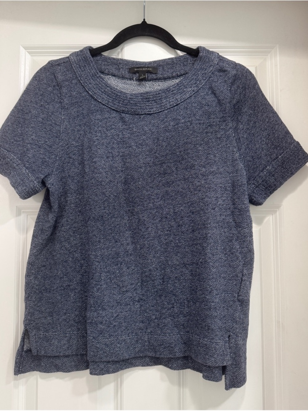 Banana Republic Women’s Blue Short Sleeve Sweatshirt Top